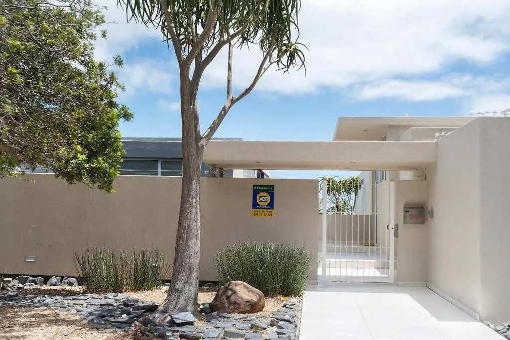 Camps Bay Grace - Villa With Pool And Ocean Views Κέιπ Τάουν Νότια Αφρική