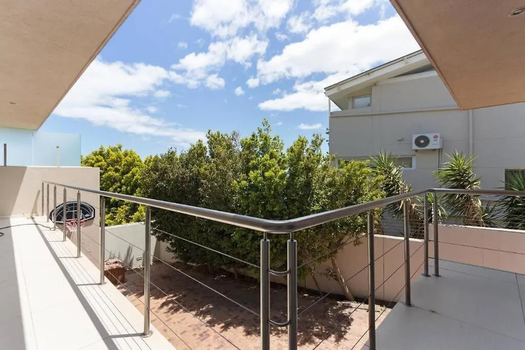 Camps Bay Grace - Villa With Pool And Ocean Views Κέιπ Τάουν 0*,  Νότια Αφρική